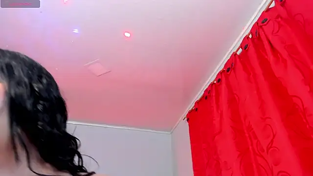 Chat XXX ao vivo de alaia-wayne