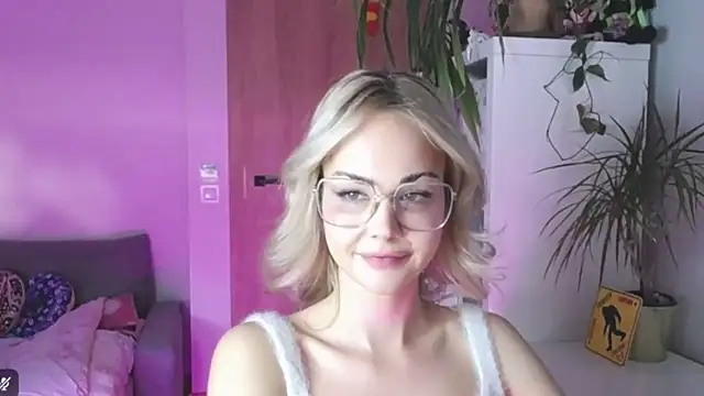 LexiexPlay live XXX chat