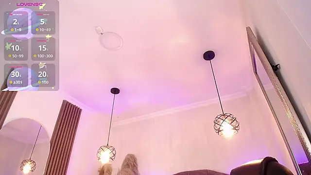 Amara_Davis 即時 XXX 聊天