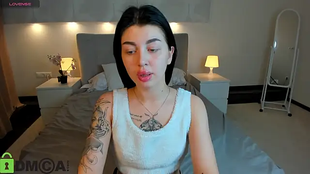 Karolina_Kar Webcam Show