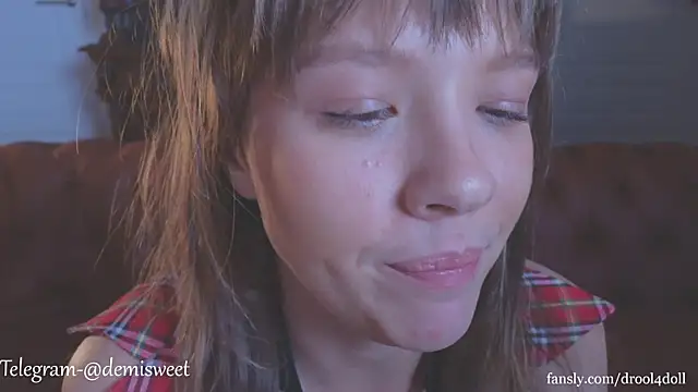 DemiDee Chat XXX in diretta