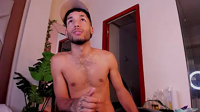 Thiagoferreti's Live XXX Chat