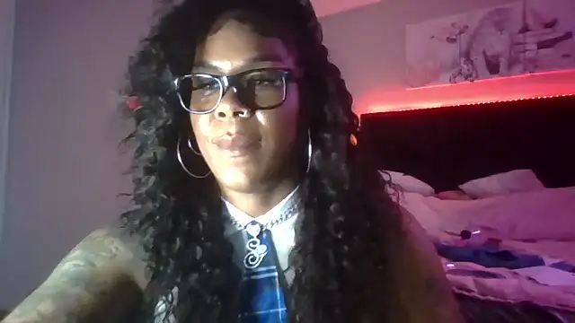 Chat XXX ao vivo de TattedBeautyCakz