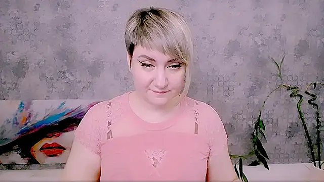 Djullia Live XXX-chat