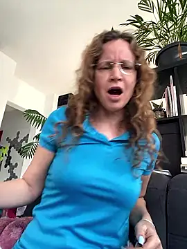 AnnikaRose 라이브 XXX 채팅