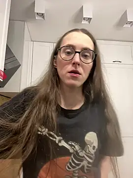 MartiniiSelenna Adlı Modelin Canlı XXX Sohbeti