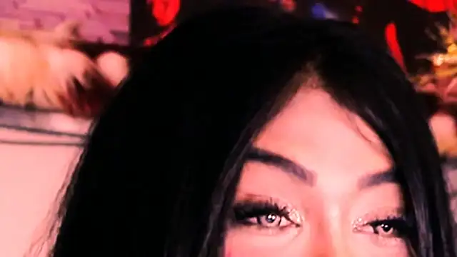 Czat XXX na żywo – indian_dreamgirl