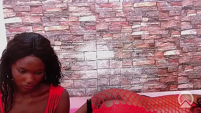 ScarlettDark23 Webcam show