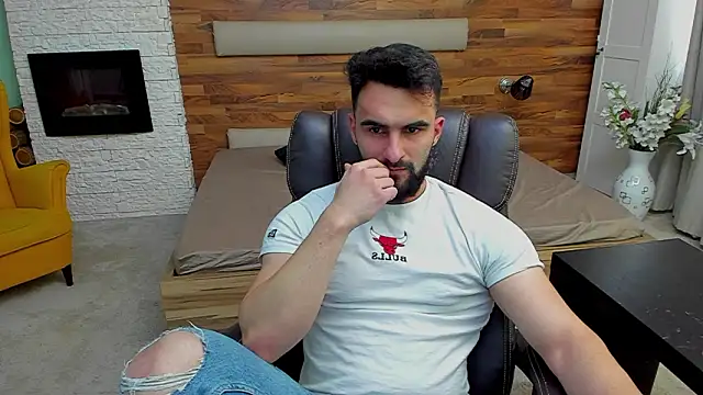 MicahLane Chat XXX in diretta