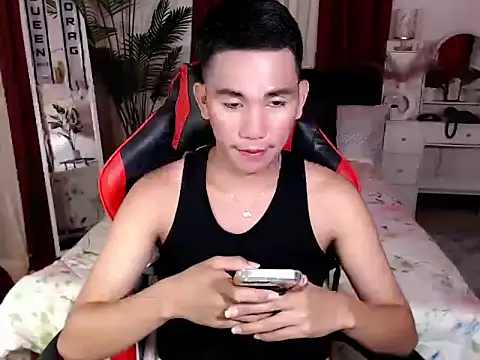 drinkmycumx Pertunjukan Webcam