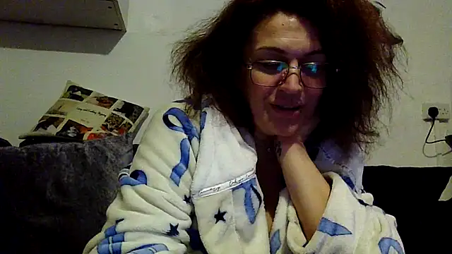 RubyyRosee 即時 XXX 聊天