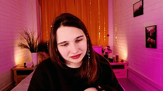 TessaMill live XXX chat