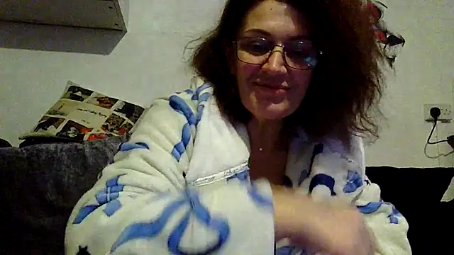 RubyyRosee 即時 XXX 聊天