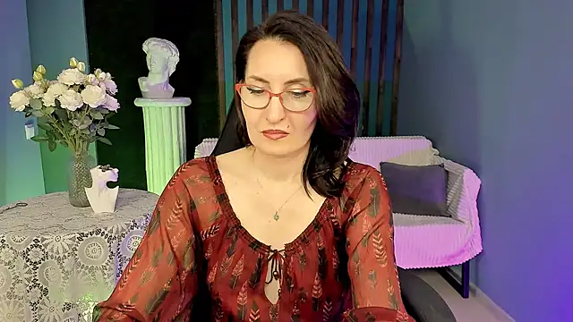 UnaTerra's Live XXX Chat