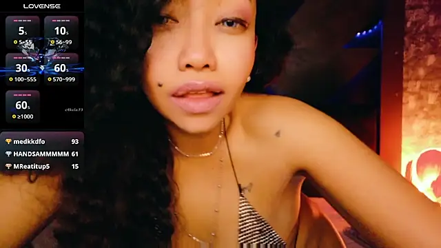 ElyaQuinn Live XXX Chat