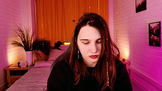 TessaMill Adlı Modelin Canlı XXX Sohbeti