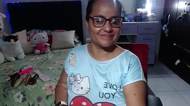 pervert_mommy_ Adlı Modelin Canlı XXX Sohbeti