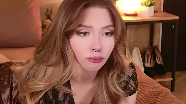 Chat XXX en directo de Sierra_Fane