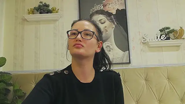 Онлайн чат XXX HellenDesire