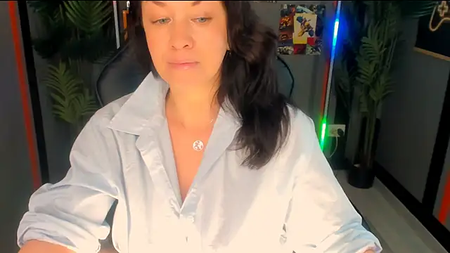 AnaMills Chat XXX in diretta