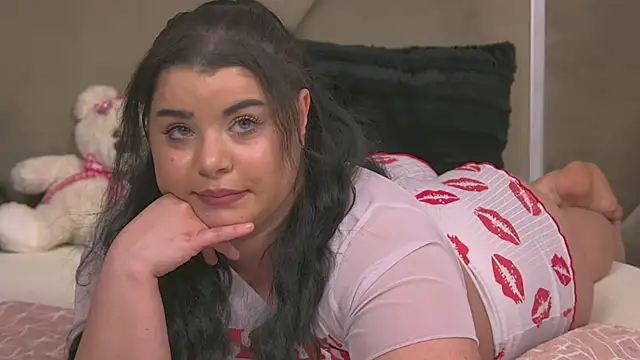 دردشة BustyMadison الجنسية المباشرة