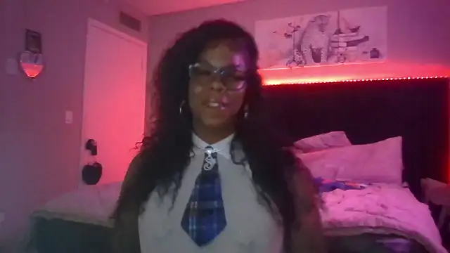 TattedBeautyCakz 라이브 XXX 채팅