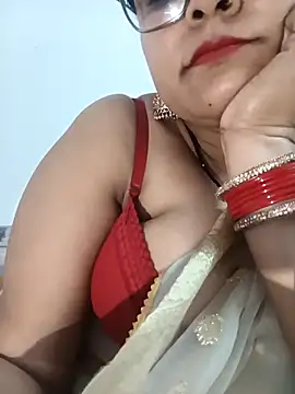 Nyra-23 Chat XXX live