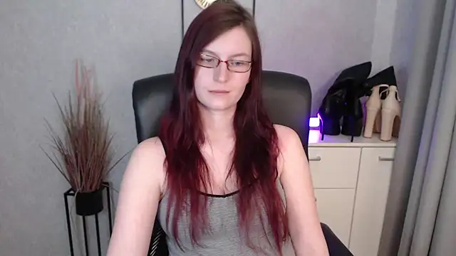 emmaxDelightのライブXXXチャット