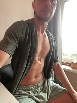 MattMiller28 Webcam Show