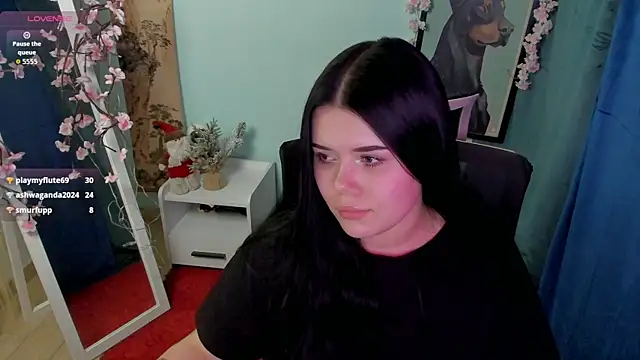 Mona_Esty Chat XXX in diretta