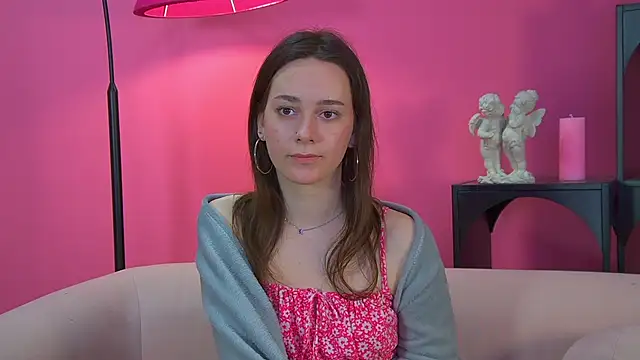 LilyLanes' Live XXX Chat