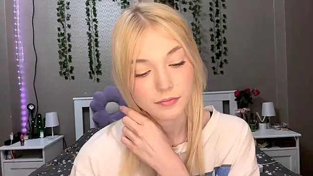 LlsabethHaze – Kamerová šou