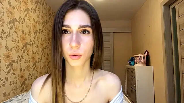 ElsieKuhlmann Chat XXX in diretta