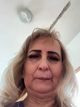 Irina2909@xh's Webcam Show