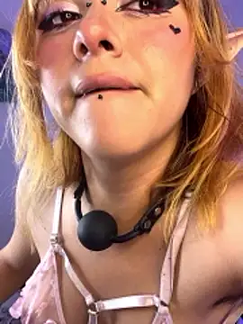 Chat XXX ao vivo de NinaSakura_Eup