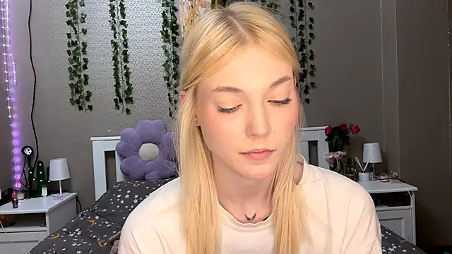 Chat +18 de LlsabethHaze ao vivo