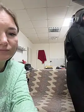 _Mila_Love 现场XXX聊天