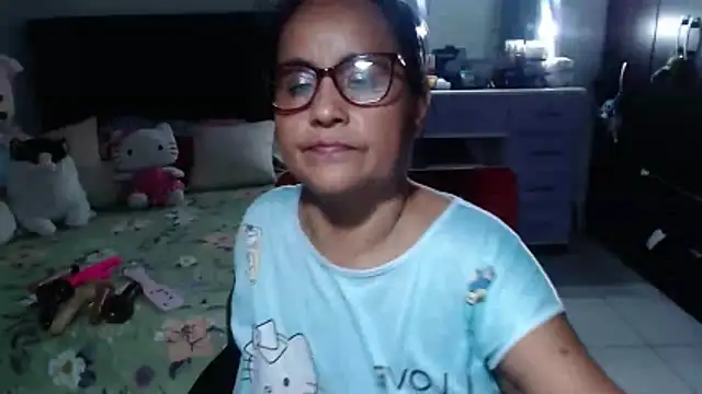 XXX chat uživo modela pervert_mommy_