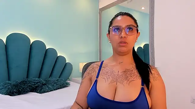 sharlott18 Live XXX-chat