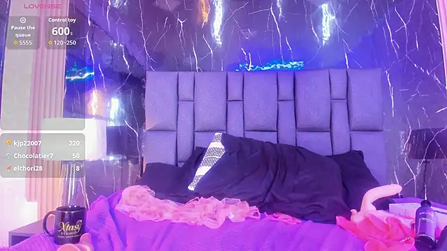 BustyGlow 라이브 XXX 채팅