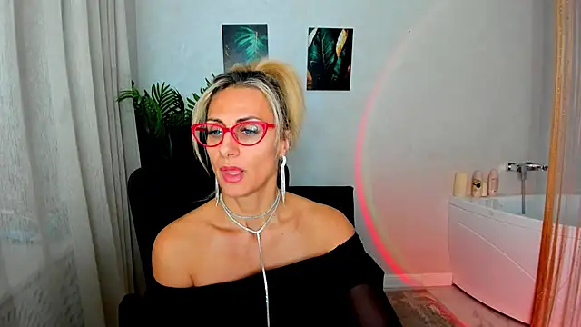 Chat XXX en directo de MuseOfStage