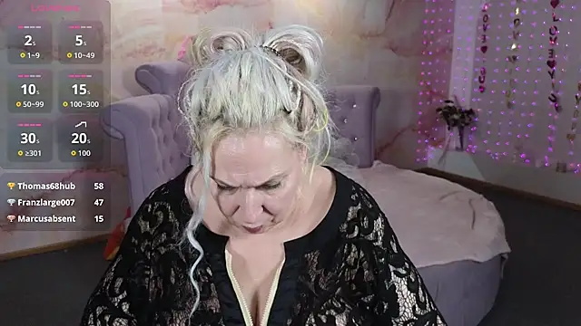 Penelope_Pinky: онлайн-секс-чат