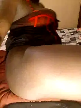 Misskhalifa_ Adlı Modelin Canlı XXX Sohbeti