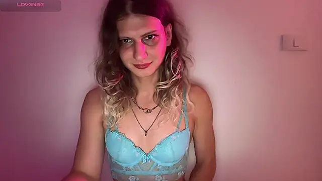 AlicePinkhead Adlı Modelin Web Kamerası Şovu