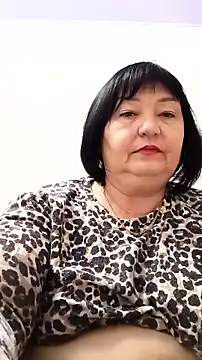 Malvina911: онлайн-секс-чат