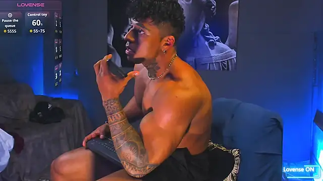 bradley_smith Adlı Modelin Canlı XXX Sohbeti