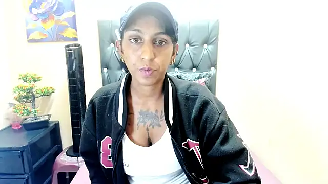 Temptressqeen's Live XXX Chat