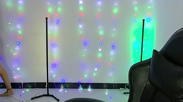 Sarasavagen Live XXX chat