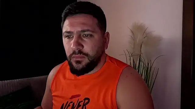 Chat XXX en directo de Gold_Alpha_Boy