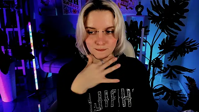 BethanyCloud's Live XXX Chat